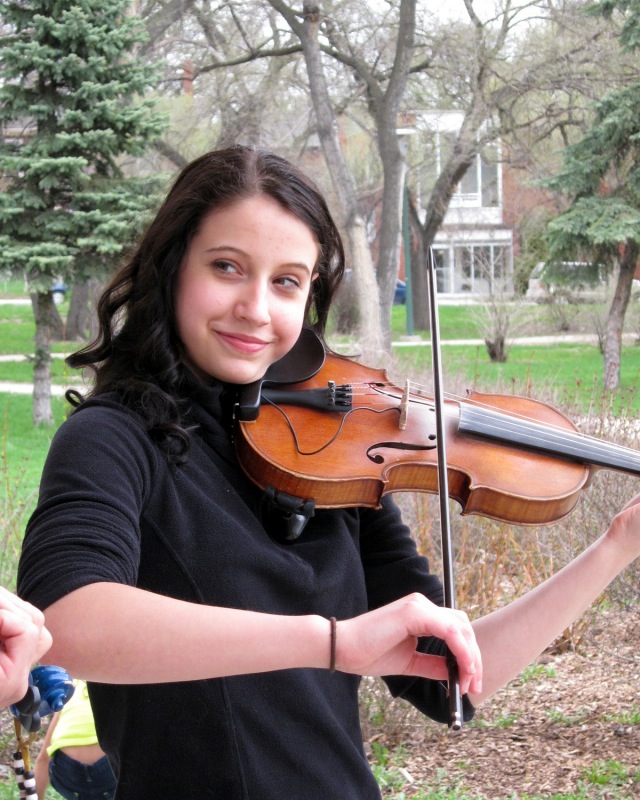 Roberta Rast Fiddle News - Manitoba Fiddle Association Inc.